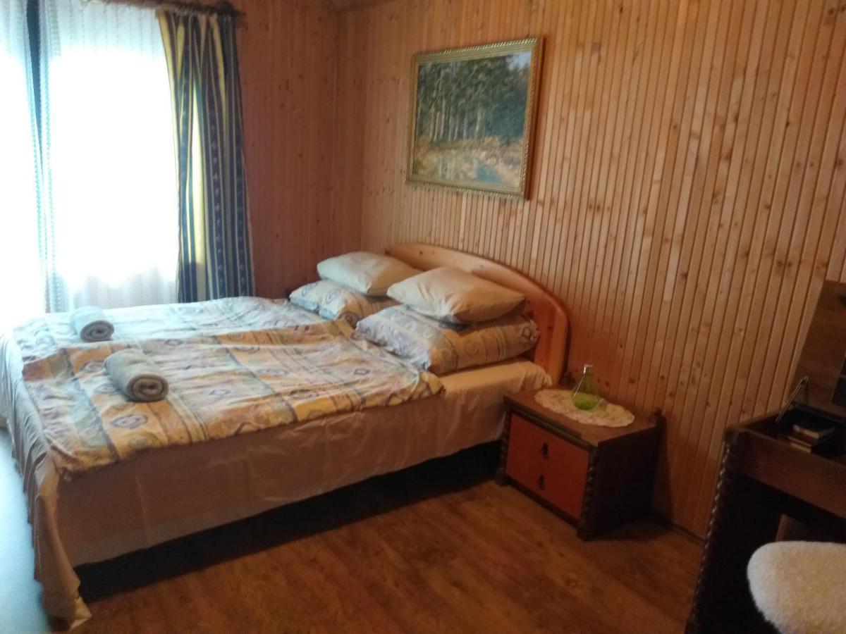 Poroszló Tavasz Nyaralo 빌라 외부 사진